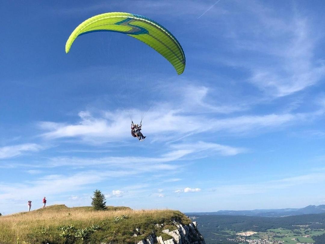 Place Royale Pour 10 A 12 Personnes A 30 Met Des Pistes De Ski Et Vtt Métabief Exteriör bild