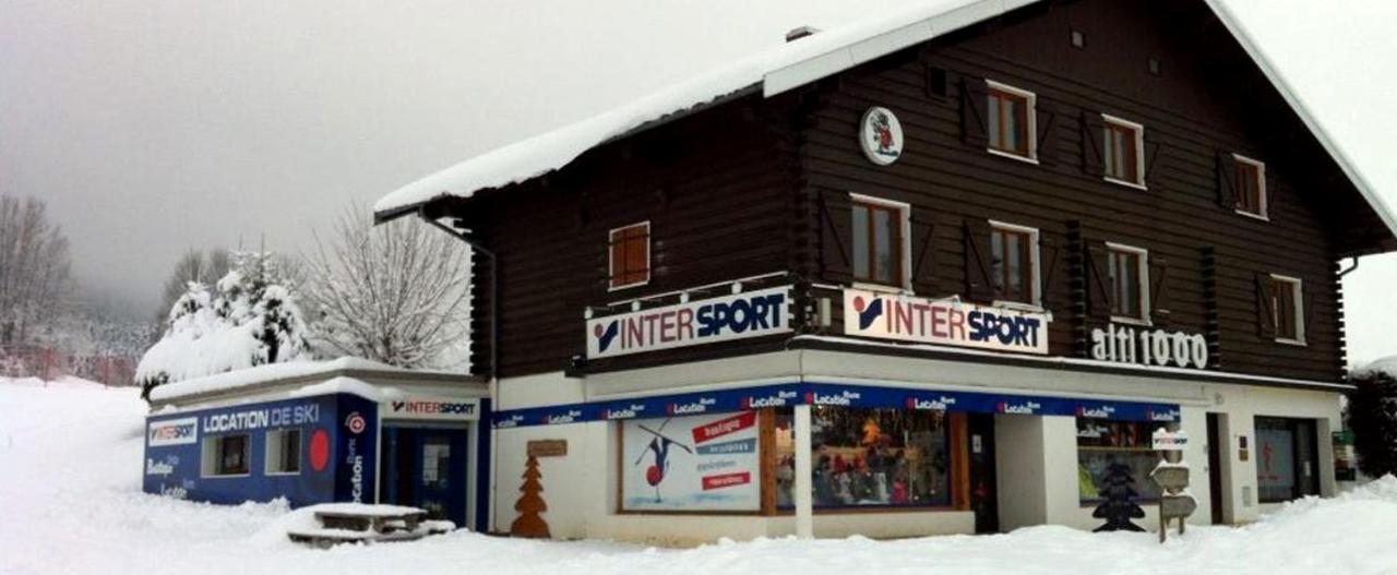 Place Royale Pour 10 A 12 Personnes A 30 Met Des Pistes De Ski Et Vtt Métabief Exteriör bild